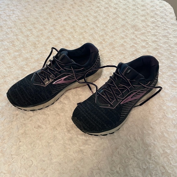 brooks ghost 12 womens size 11